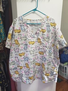Pastel Cat Print Scrub Top 2X